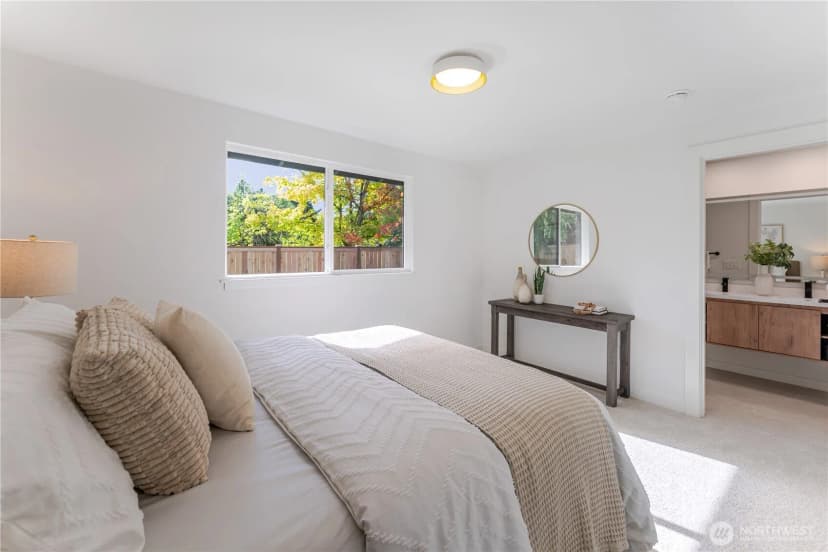 Property photo for 6133 Ne 200th Street, Kenmore photo 24
