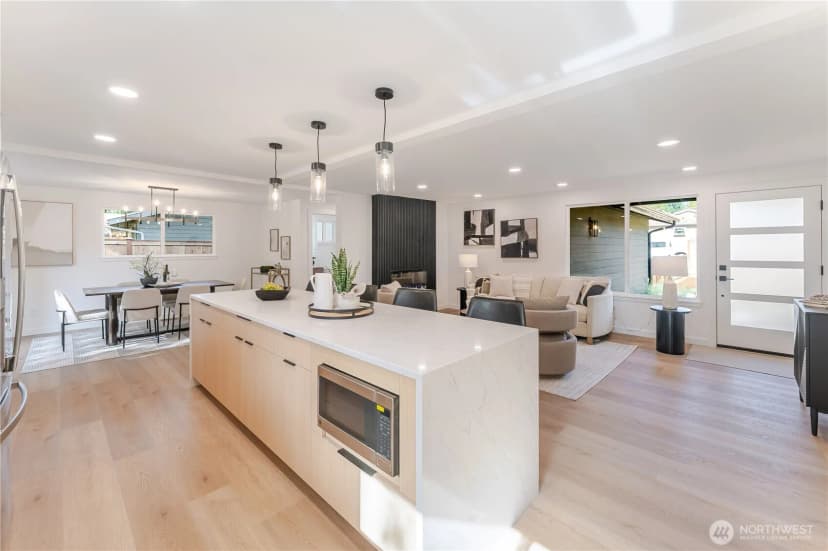 Property photo for 6133 Ne 200th Street, Kenmore photo 17