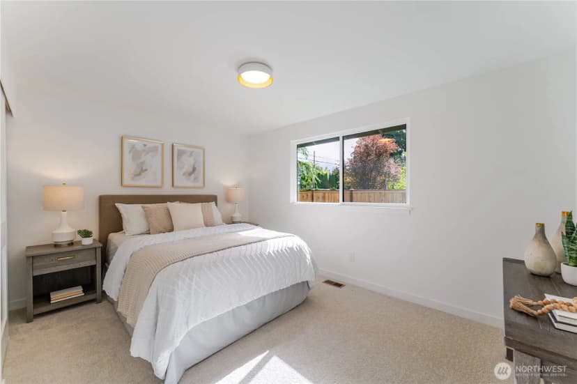 Property photo for 6133 Ne 200th Street, Kenmore photo 23