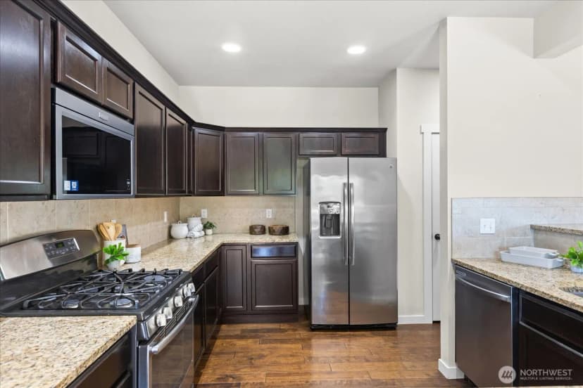 Property photo for 224 147th Place Se, Lynnwood photo 11