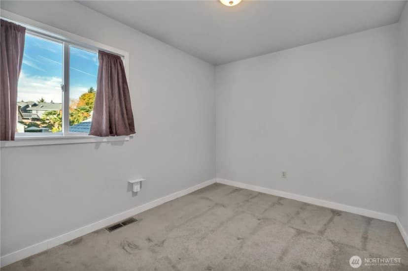Property photo for 22030 120th Avenue Se, Kent photo 25