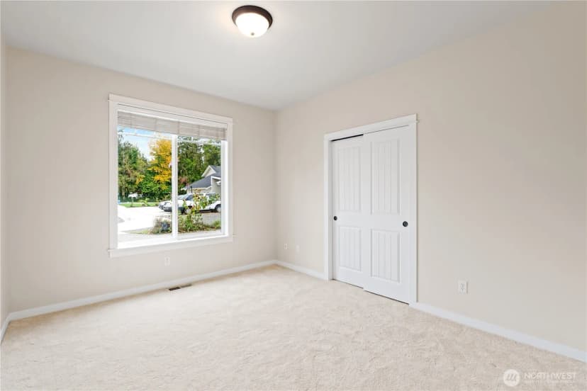 Property photo for 891 W Park Street, Lynden photo 15