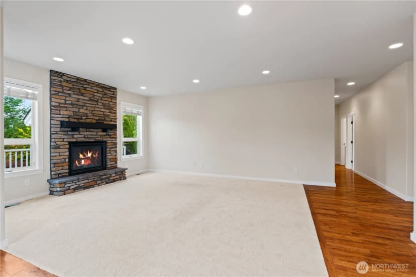 Property photo for 891 W Park Street, Lynden photo 6
