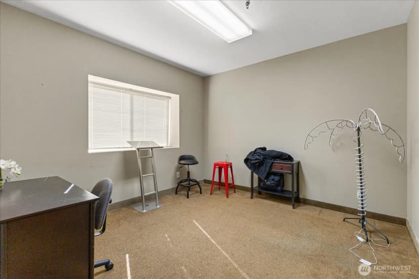 Property photo for 18824 Smokey Point Boulevard, Arlington photo 13