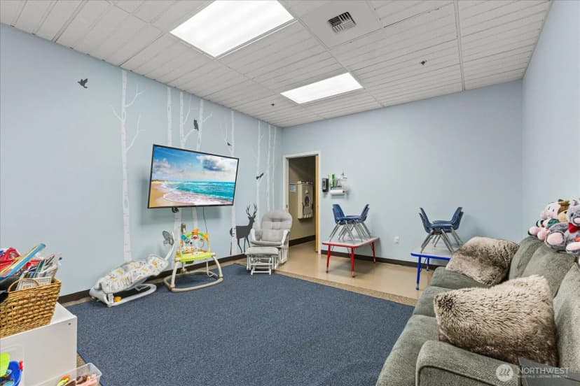 Property photo for 18824 Smokey Point Boulevard, Arlington photo 21