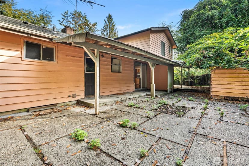 Property photo for 23030 State Route 9 Se, Woodinville photo 32