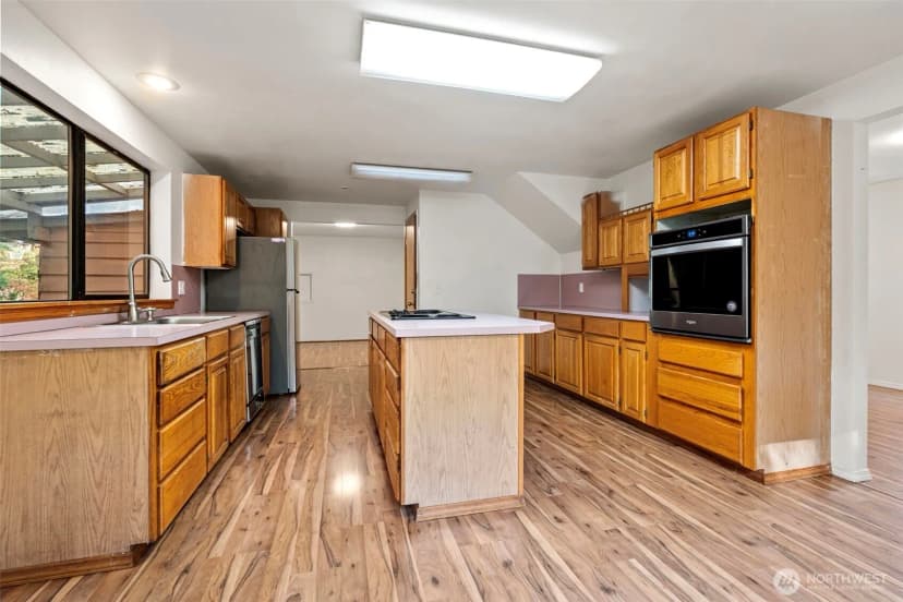 Property photo for 23030 State Route 9 Se, Woodinville photo 14