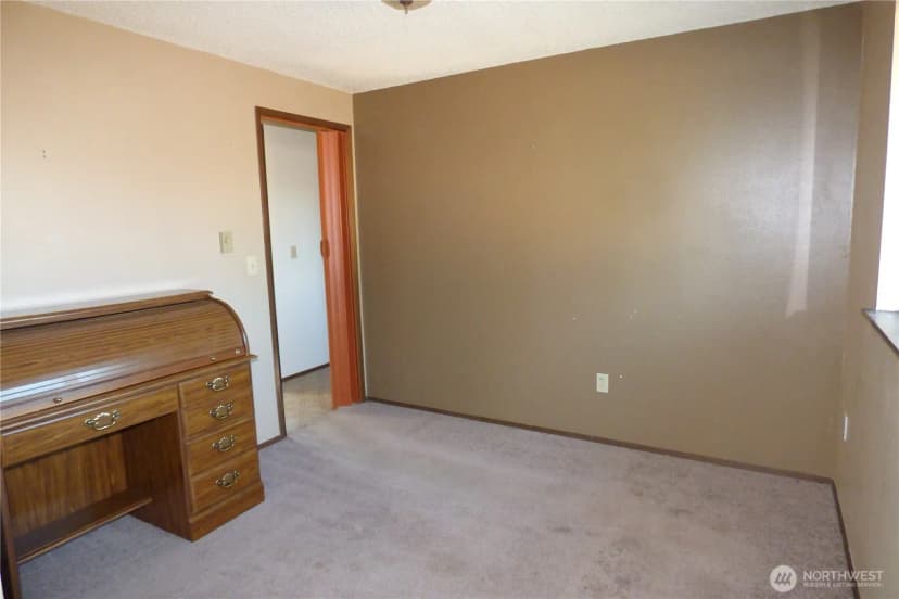 Property photo for 2306 Boulevard Road Se, Olympia photo 14