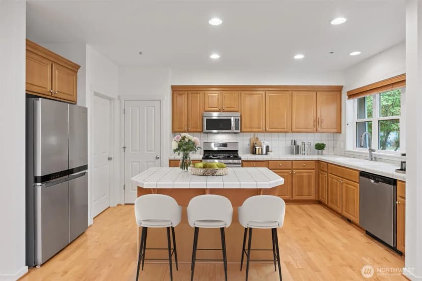 Property photo for 35324 Se Ridge Street #a, Snoqualmie photo 9