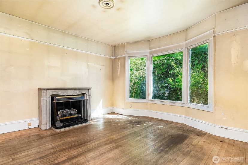 Property photo for 727 28th Avenue S, Seattle photo 13