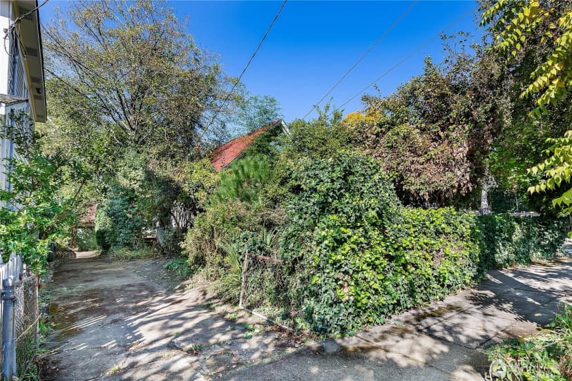 Property photo for 727 28th Avenue S, Seattle photo 8