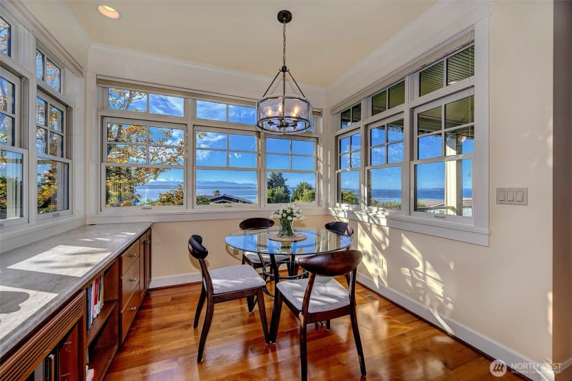 Property photo for 1611 9th Avenue N, Edmonds photo 12