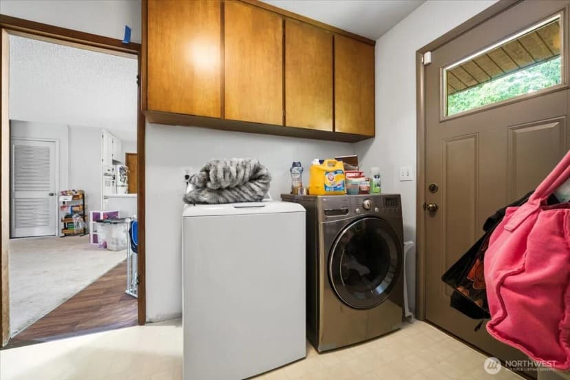 Property photo for 12316 Rebecca Drive Sw, Lakewood photo 34