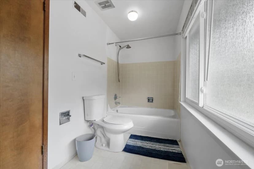 Property photo for 12316 Rebecca Drive Sw, Lakewood photo 20