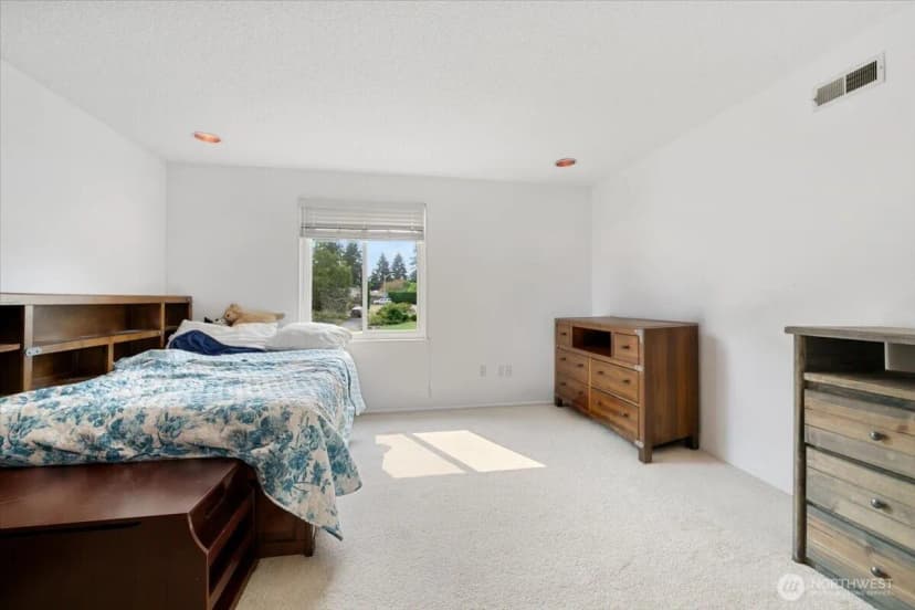 Property photo for 12316 Rebecca Drive Sw, Lakewood photo 21