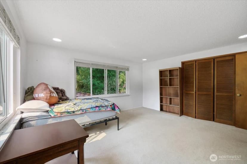 Property photo for 12316 Rebecca Drive Sw, Lakewood photo 24