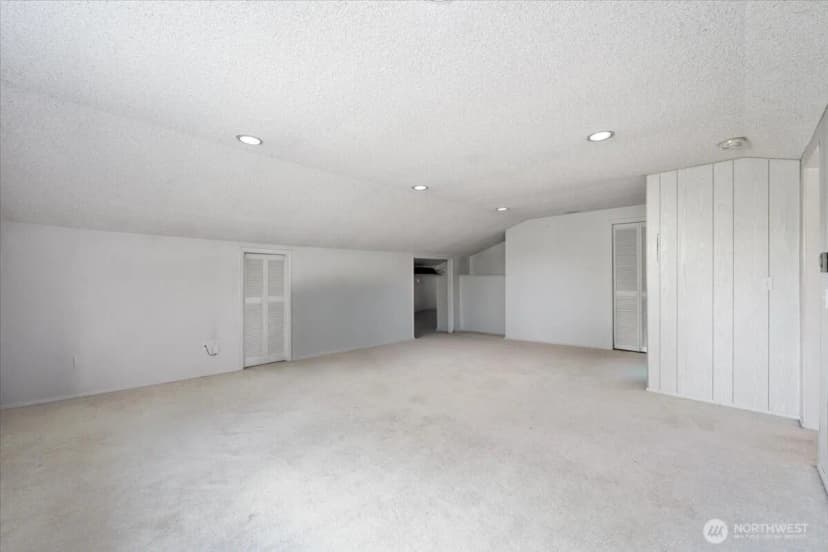 Property photo for 12316 Rebecca Drive Sw, Lakewood photo 31