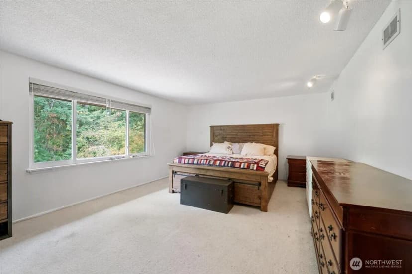 Property photo for 12316 Rebecca Drive Sw, Lakewood photo 28