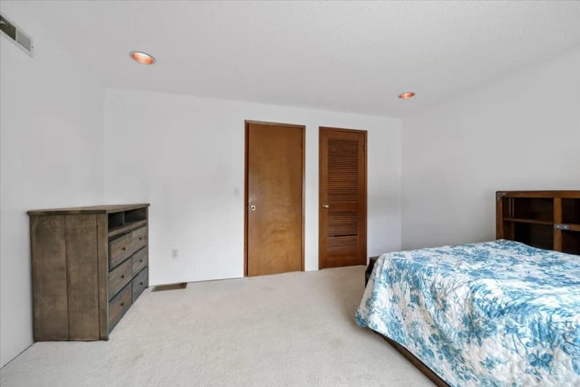 Property photo for 12316 Rebecca Drive Sw, Lakewood photo 22