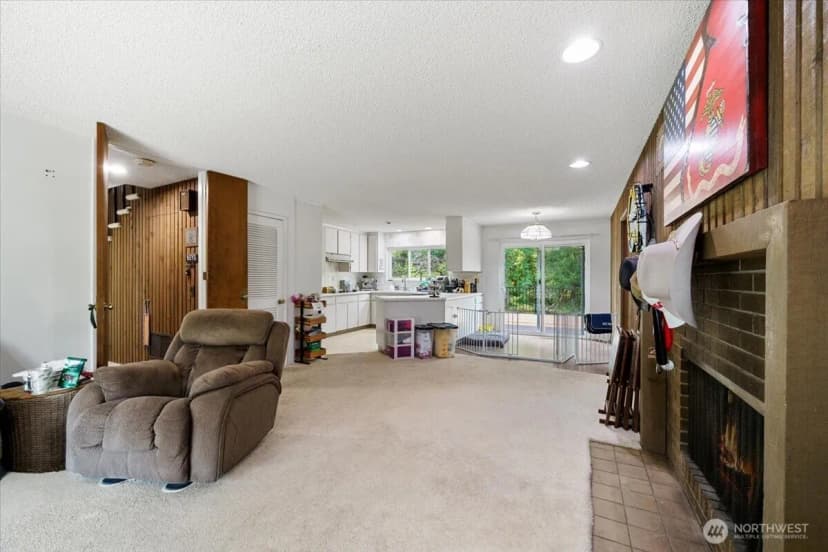 Property photo for 12316 Rebecca Drive Sw, Lakewood photo 15
