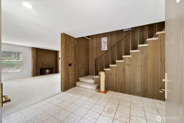 Property photo for 12316 Rebecca Drive Sw, Lakewood photo 3