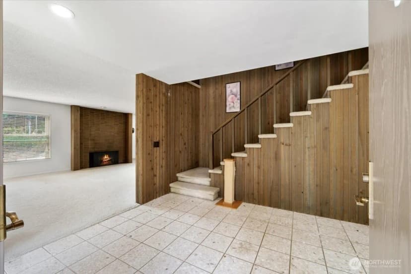 Property photo for 12316 Rebecca Drive Sw, Lakewood photo 3