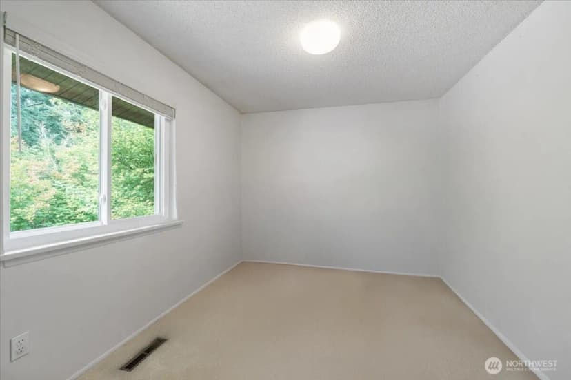 Property photo for 12316 Rebecca Drive Sw, Lakewood photo 32
