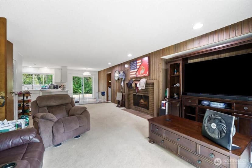 Property photo for 12316 Rebecca Drive Sw, Lakewood photo 14