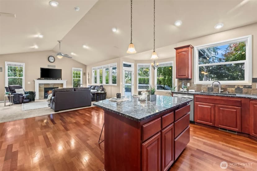 Property photo for 805 293rd Street E, Roy photo 19