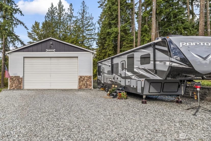 Property photo for 805 293rd Street E, Roy photo 3