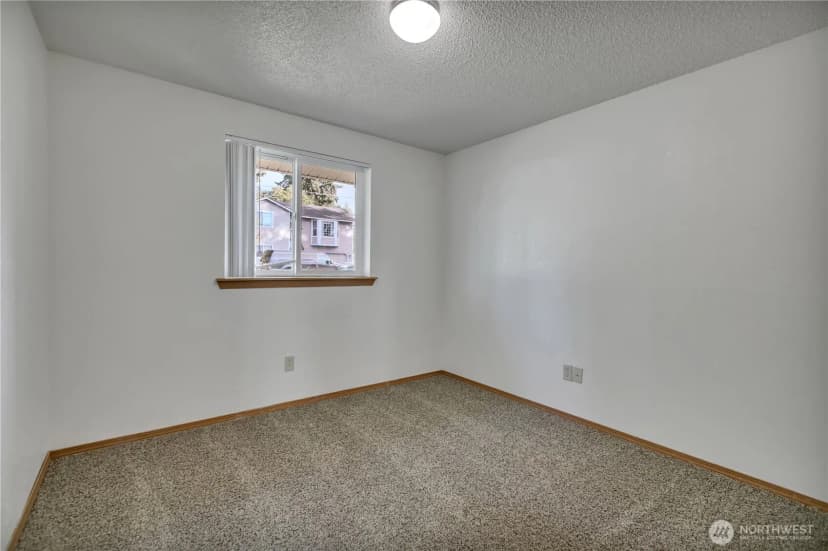 Property photo for 17216 13th Avenue E, Spanaway photo 16