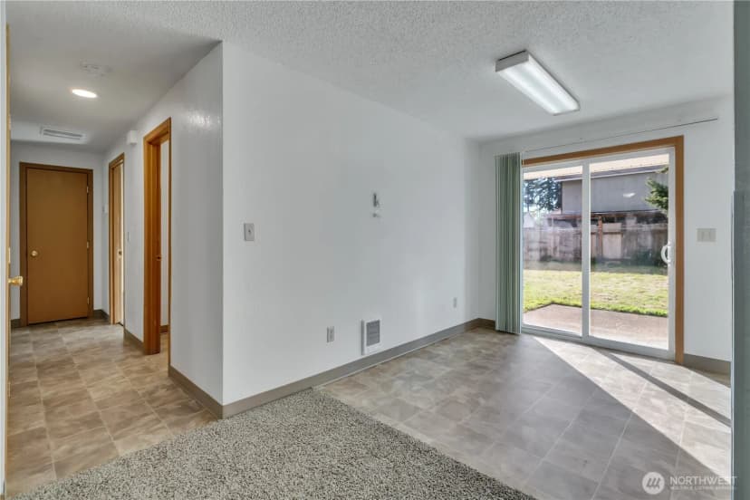 Property photo for 17216 13th Avenue E, Spanaway photo 7