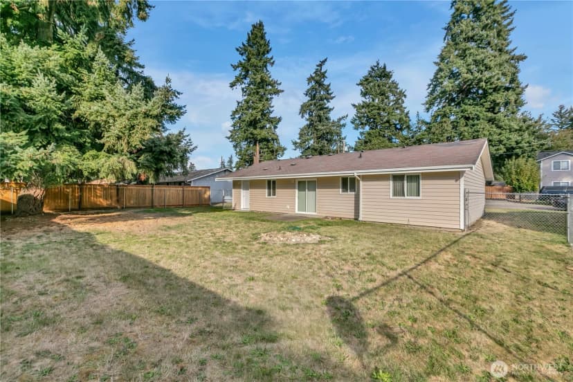 Property photo for 17216 13th Avenue E, Spanaway photo 19