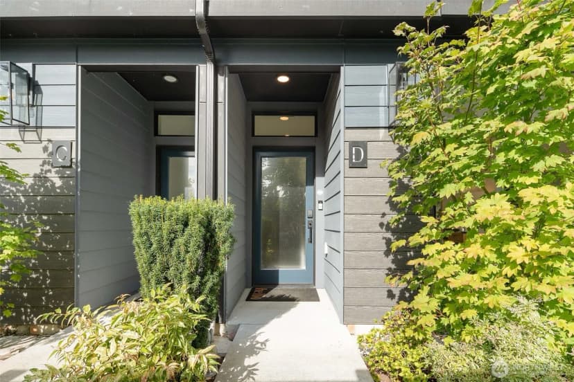Property photo for 23003 58th Avenue W #d, Mountlake Terrace photo 2