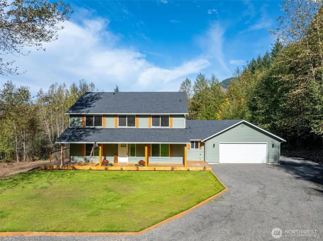 Property photo for 1136 Davis Lake Road, Morton