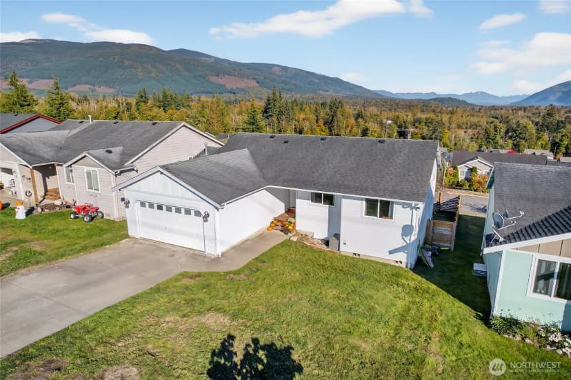 Property photo for 1312 Cascadia Drive, Sedro Woolley photo 5