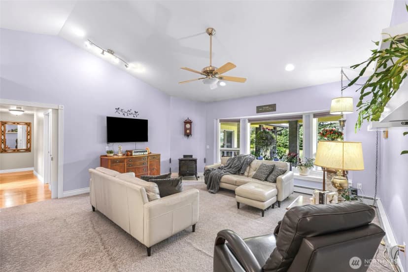 Property photo for 599 Loomis Trail Road, Lynden photo 15