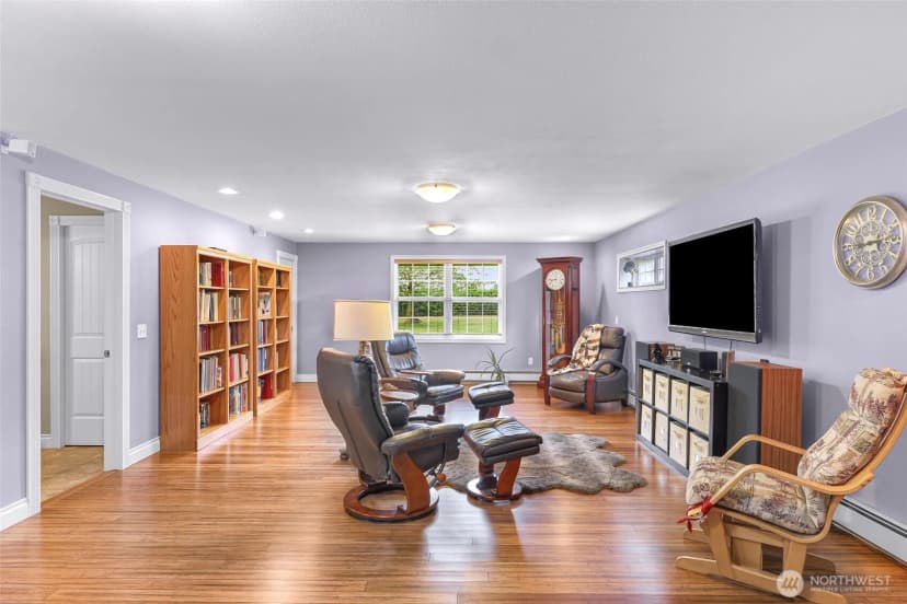 Property photo for 599 Loomis Trail Road, Lynden photo 17