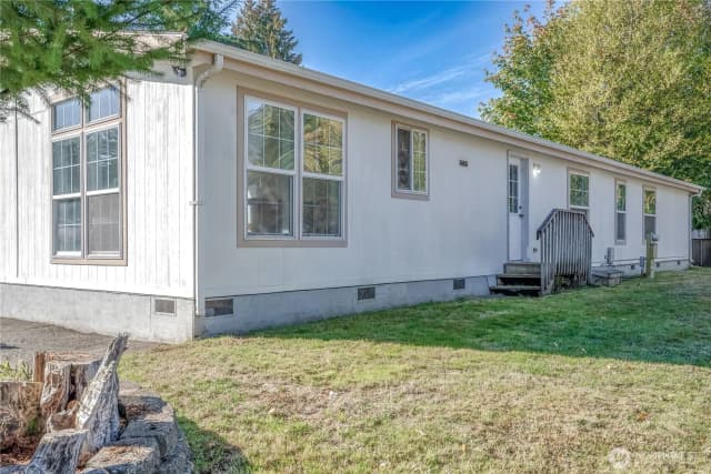 Property photo for 22603 112th Avenue Se, Kent photo 2