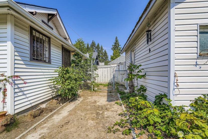 Property photo for 819 S Adams Street, Tacoma photo 10