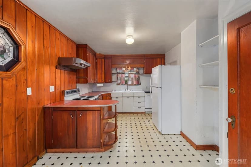 Property photo for 4422 Glenwood Avenue, Everett photo 6