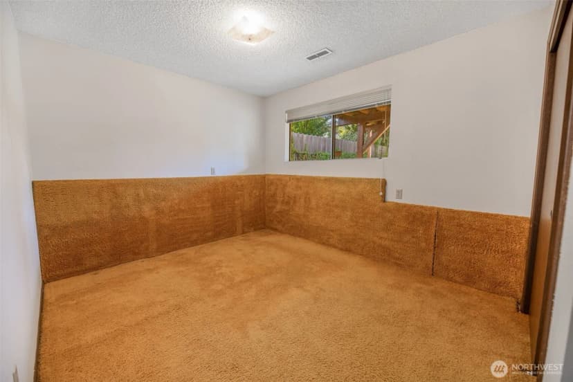 Property photo for 817 S 28th Court, Renton photo 24