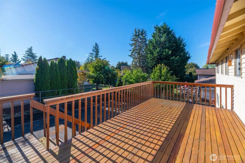 Property photo for 817 S 28th Court, Renton photo 34