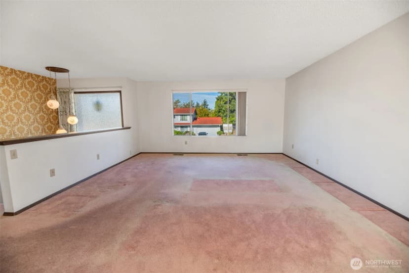 Property photo for 817 S 28th Court, Renton photo 4