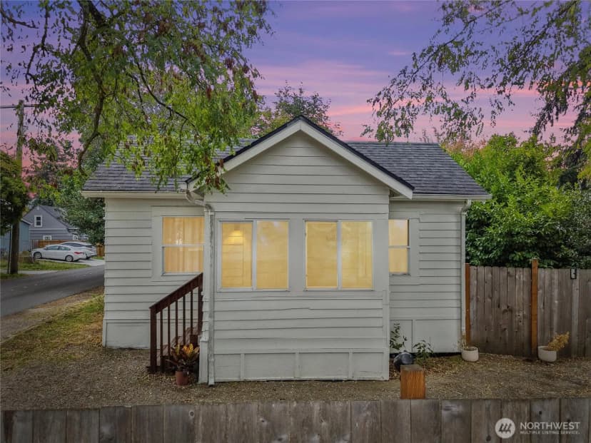 Property photo for 1146 N Callow Avenue, Bremerton photo 2