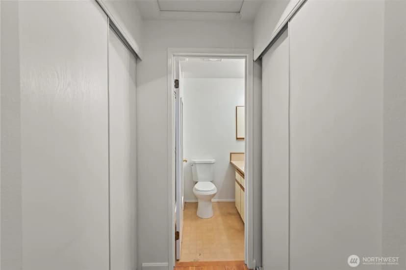 Property photo for 10102 Ne 135th Lane #unit 8, Kirkland photo 14