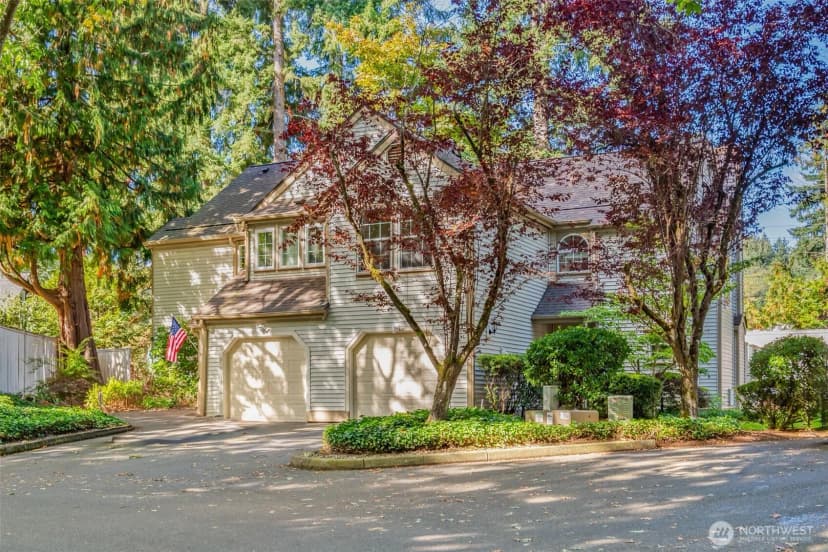 Property photo for 10102 Ne 135th Lane #unit 8, Kirkland