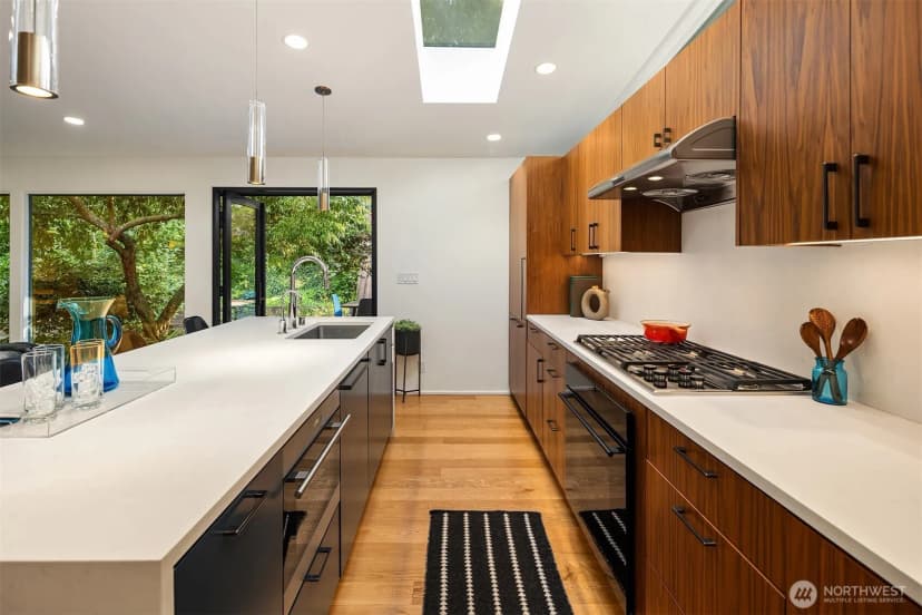 Property photo for 4505 W Raye Street, Seattle photo 12