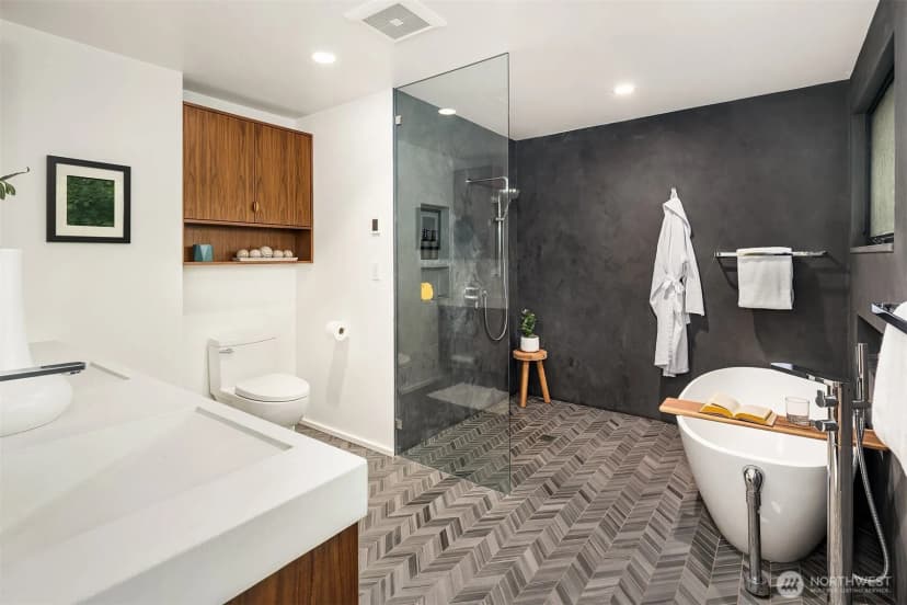 Property photo for 4505 W Raye Street, Seattle photo 18