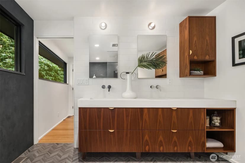 Property photo for 4505 W Raye Street, Seattle photo 16